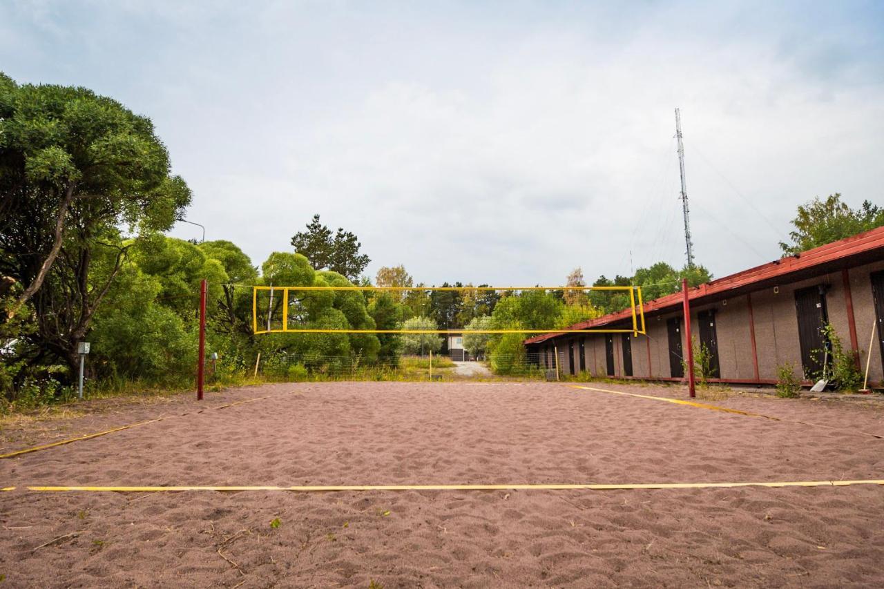 Hotel Laennentie Uusikaupunki Exterior foto